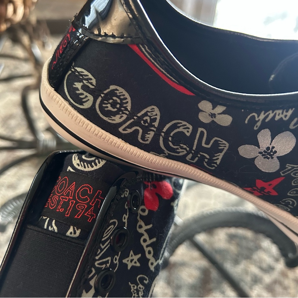 Coach Black Canvas Sneakers with Red and White Pop Heart Graphics - Picture 4 of 6